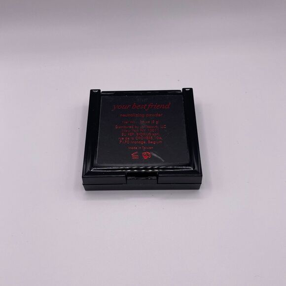 YBF Your Best Friend Neutralizing Face Pressed Powder - Picture 4 of 4